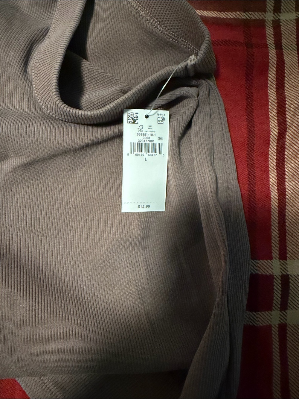 Old Navy Ribbed Tank Top - Picture 3 of 3